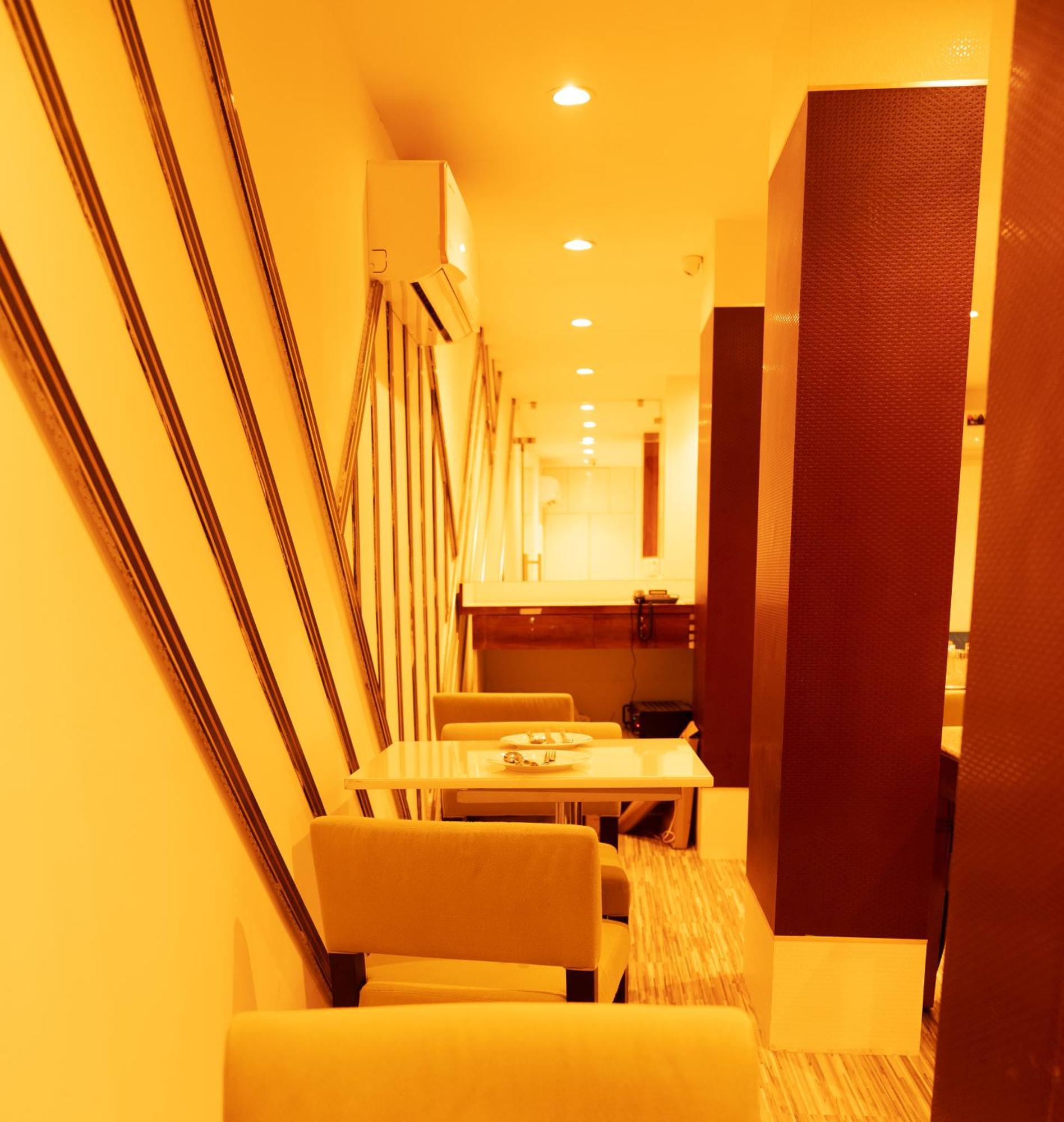 The Flamboyant Natraj Hotel Bharuch Exterior photo